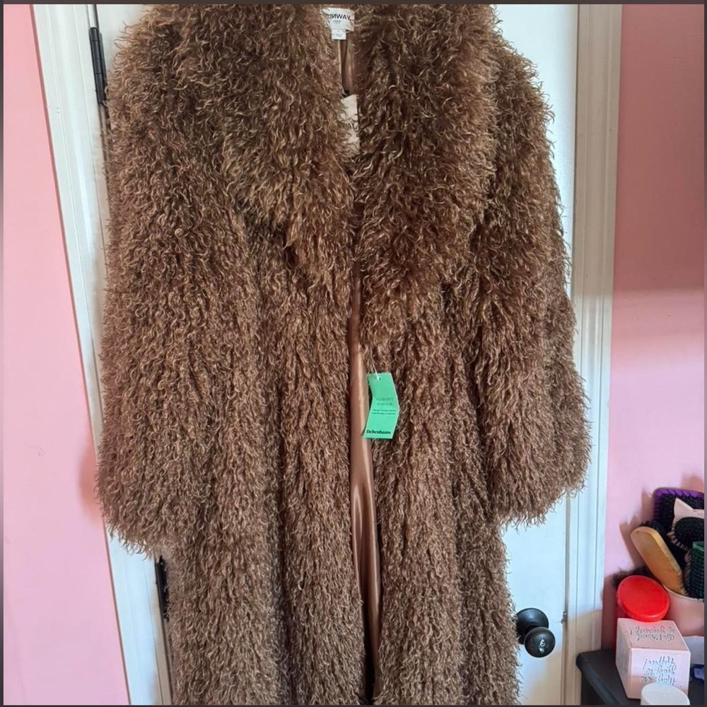 Runway 1. 8. 1 8 Long shaggy faux fur coat